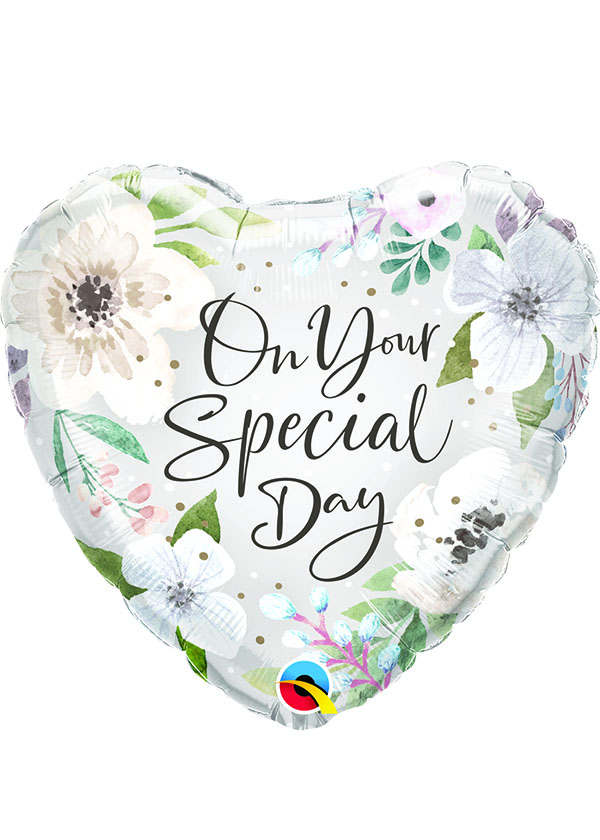 18" Heart Special Day White Floral
